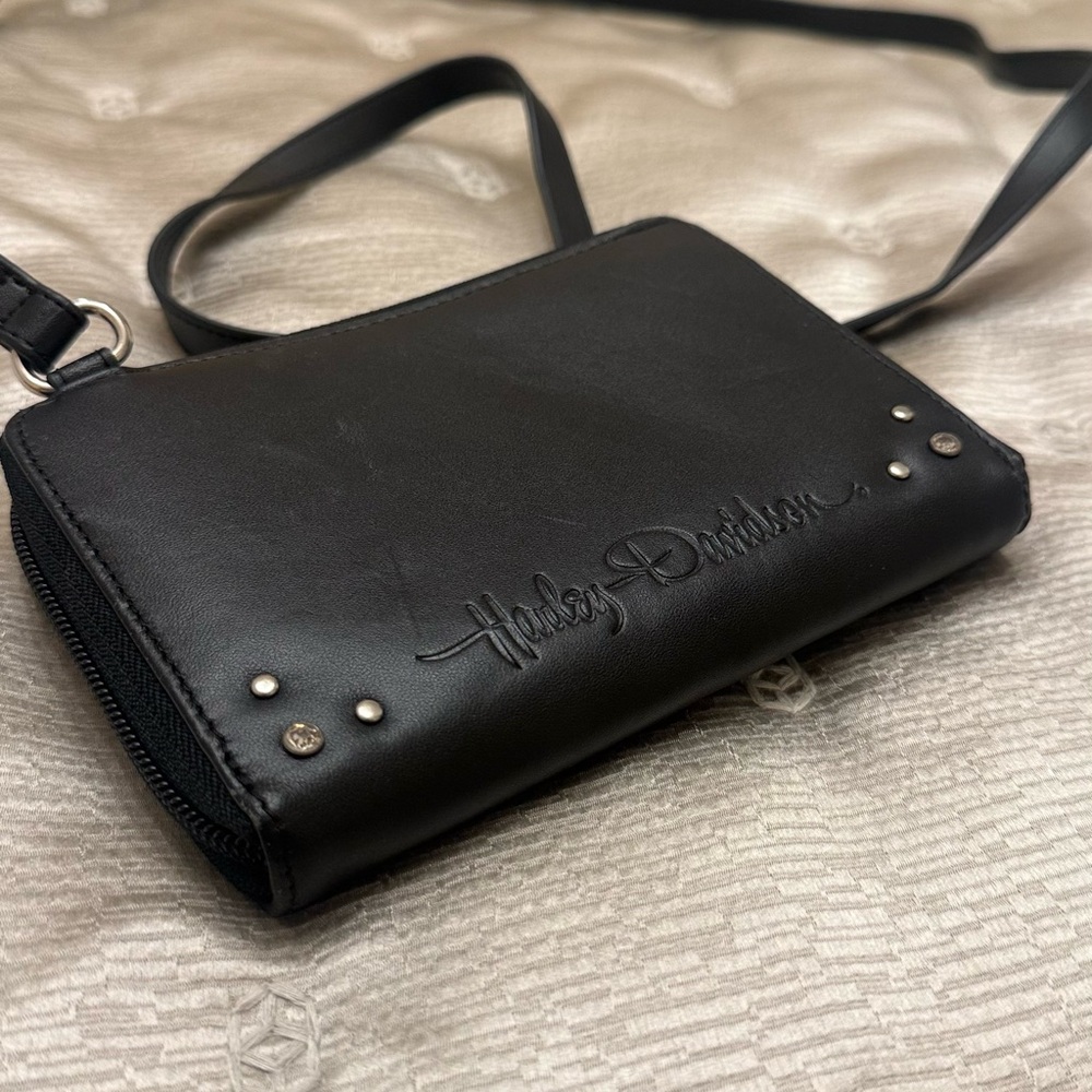Harley-Davidson Black Leather Crossbody Bag